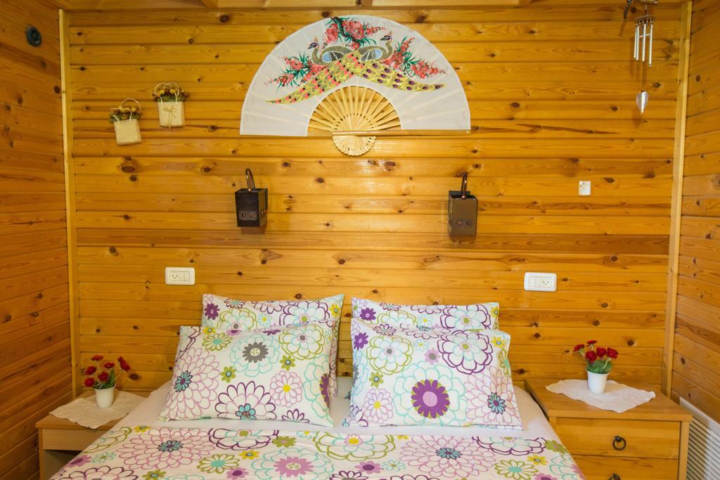 Leyad Hashmura Lodging Yesod Hamaala ภายนอก รูปภาพ