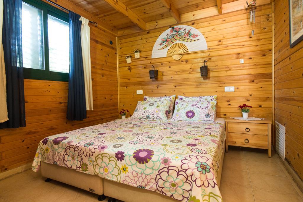 Leyad Hashmura Lodging Yesod Hamaala ภายนอก รูปภาพ