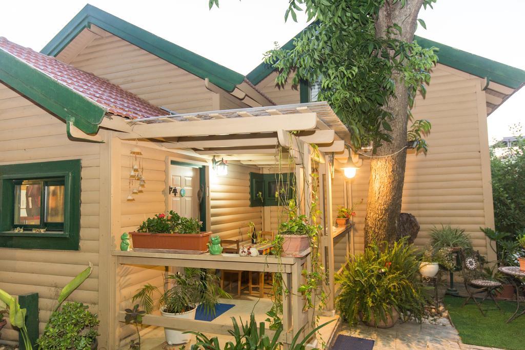 Leyad Hashmura Lodging Yesod Hamaala ภายนอก รูปภาพ